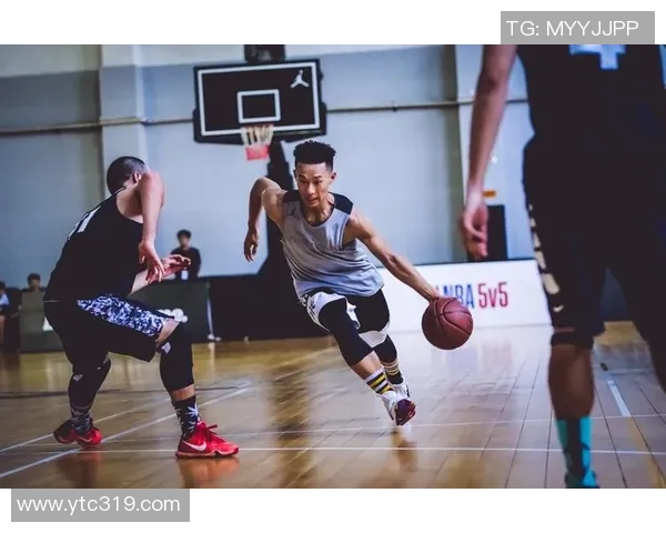 篮球与足球明星联袂出演的精彩电影推荐让你畅享运动与娱乐的完美结合 篮球与足球明星联袂出演的精彩电影推荐让你畅享运动与娱乐的完美结合